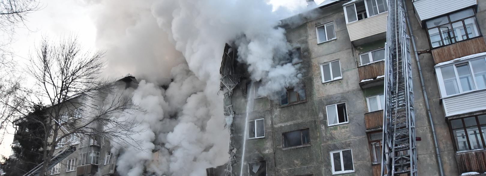 При взрыве на улице Линейной погибли двое, пострадали семь человек