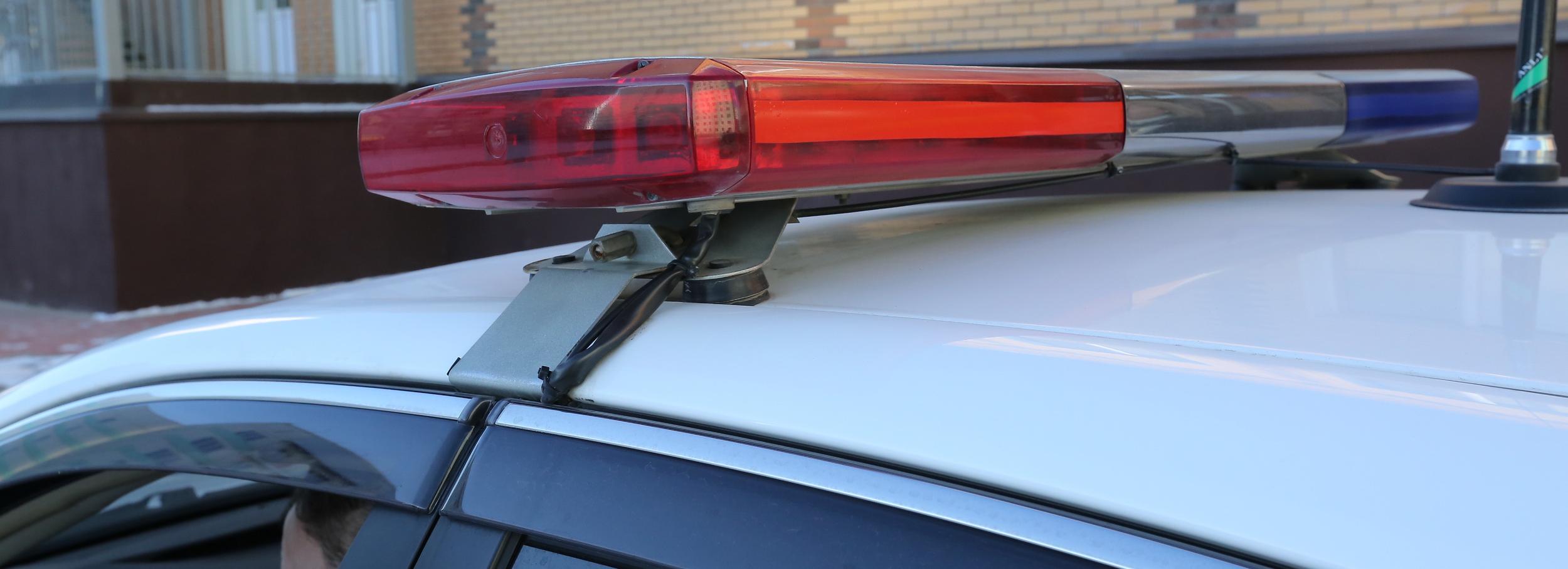 Автоинспекторы подбросили беременную до роддома в Новосибирске