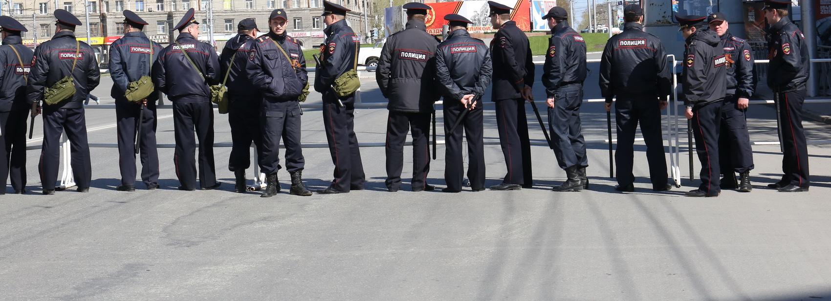 Лжетеррористы опять прислали сообщения о минировании зданий в Новосибирске