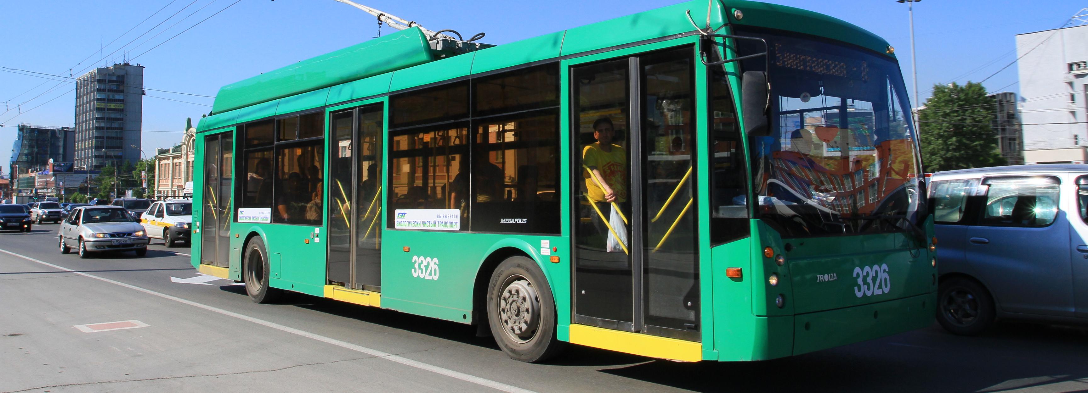 Дополнительный транспорт увезёт новосибирцев в выходные из парка «Арена»