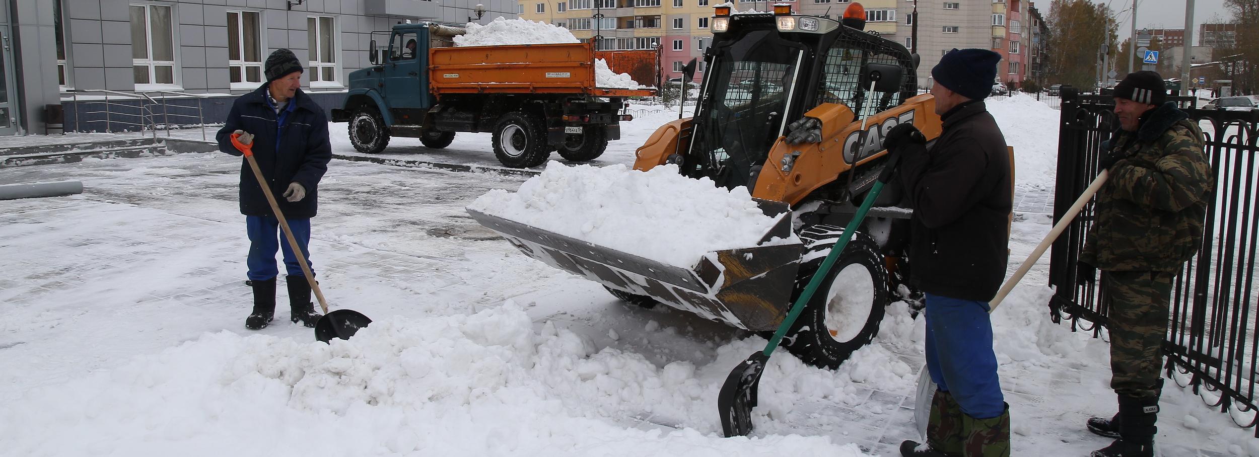 Где будут убирать снег с 23 по 27 февраля в Новосибирске — список улиц