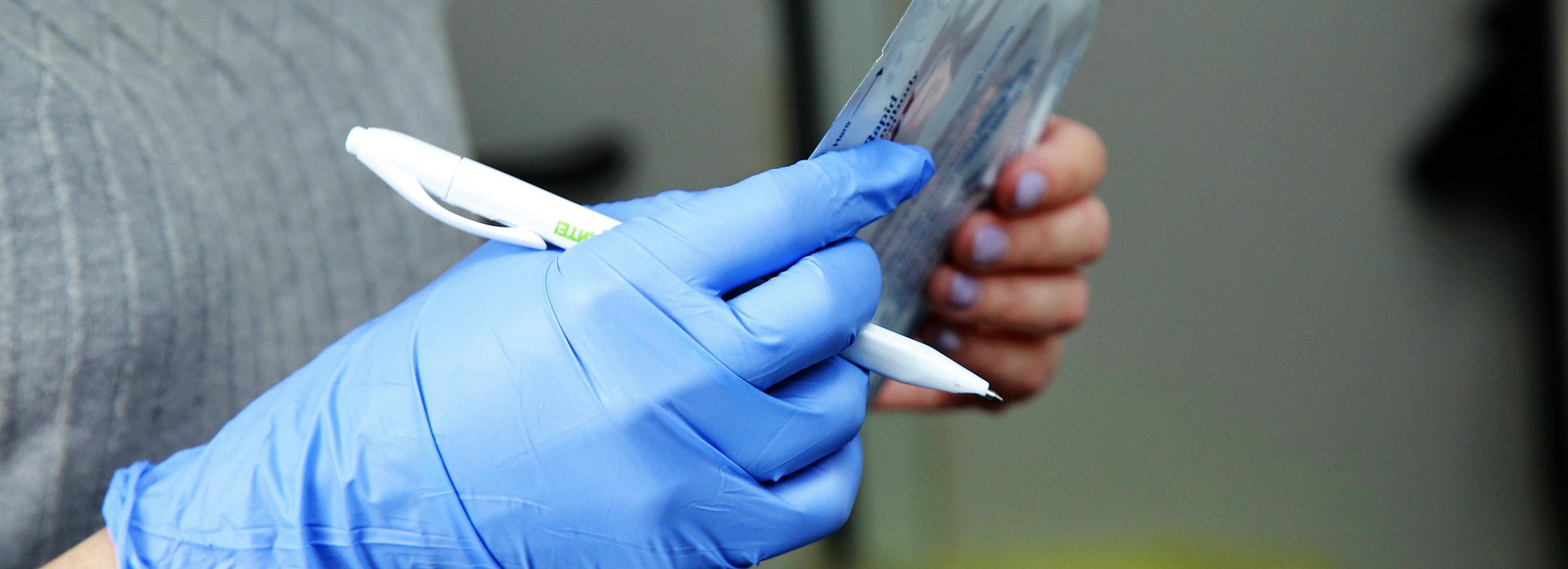 ВИЧ-мобиль в сентябре сделает 11 остановок на улицах Новосибирска