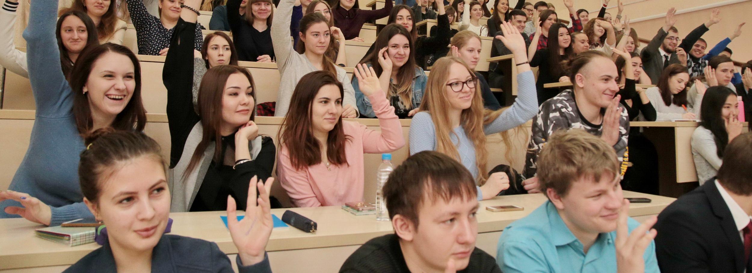 Афиша выходных: День студента, фестиваль Высоцкого и полёты на метле