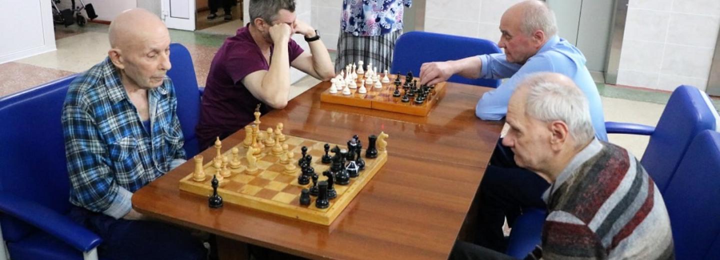 Как помогают людям после травм и катастроф в доме ветеранов