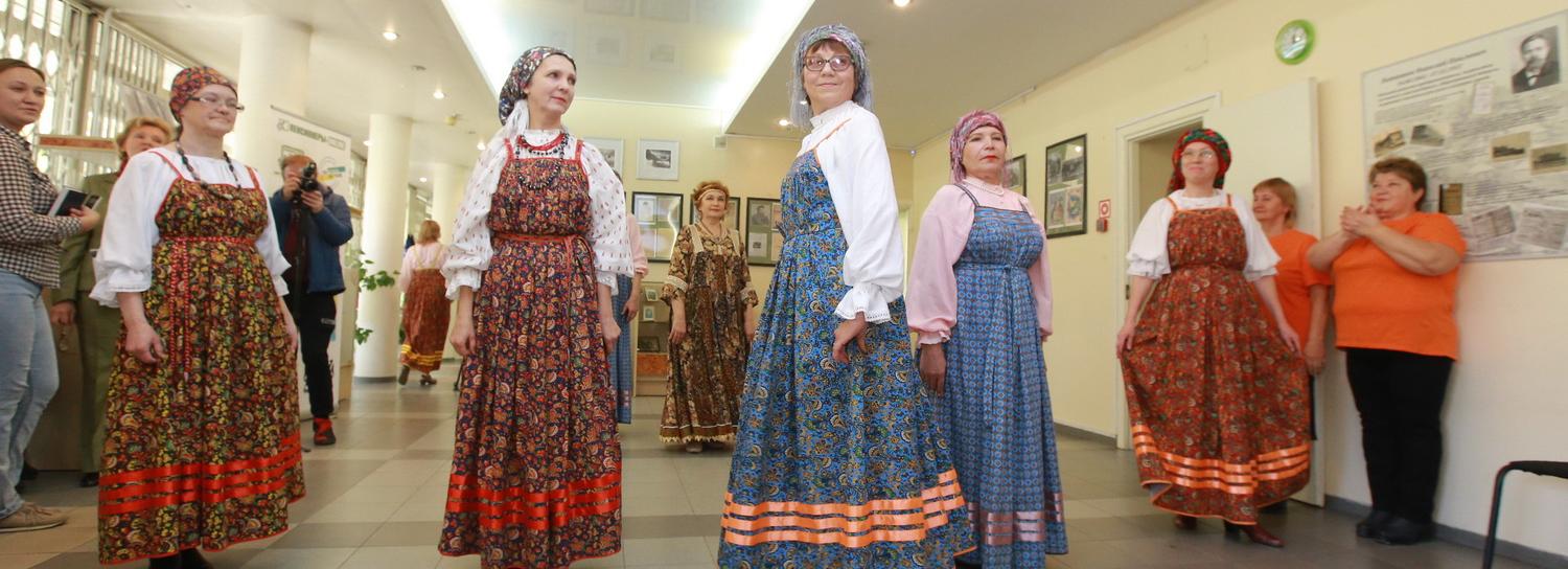 Декада пожилых — 2020 в Новосибирске: караоке, экскурсии и концерты онлайн