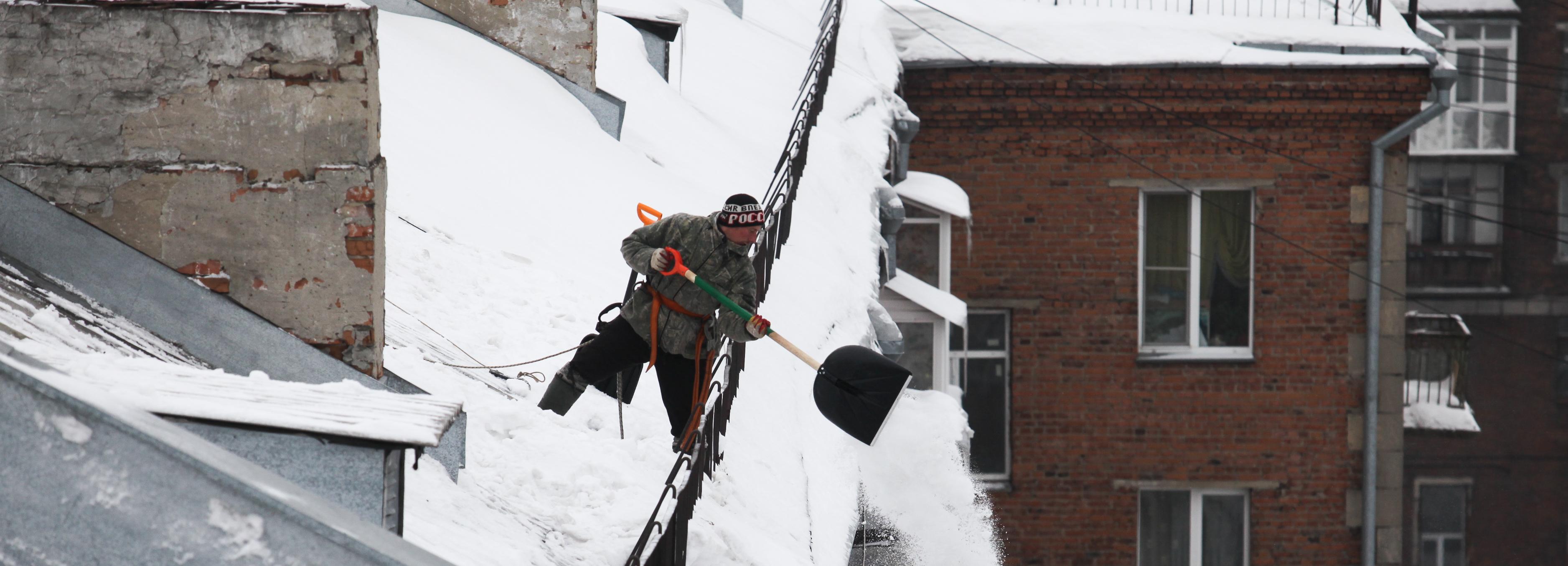 Сигнал «Оттепель» дали на уборку снега в Новосибирске