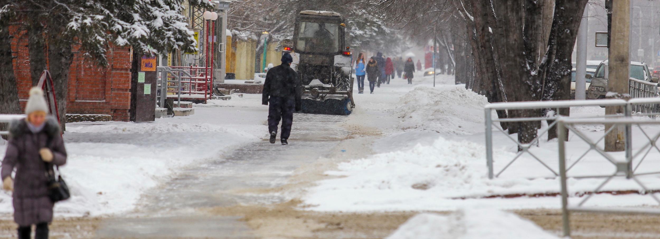 Где будут убирать снег с 11 по 13 марта в Новосибирске — список улиц