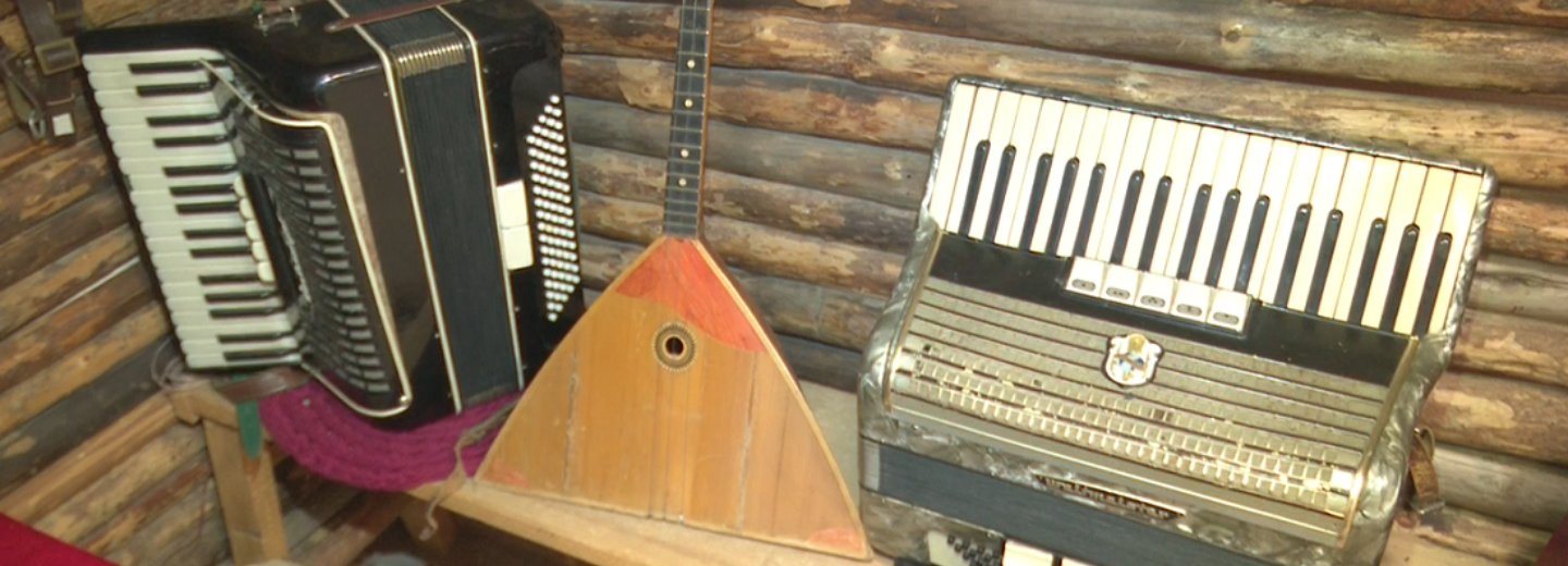 Послушать аккордеон в землянке предлагает музей боевой славы на ОбьГЭСе