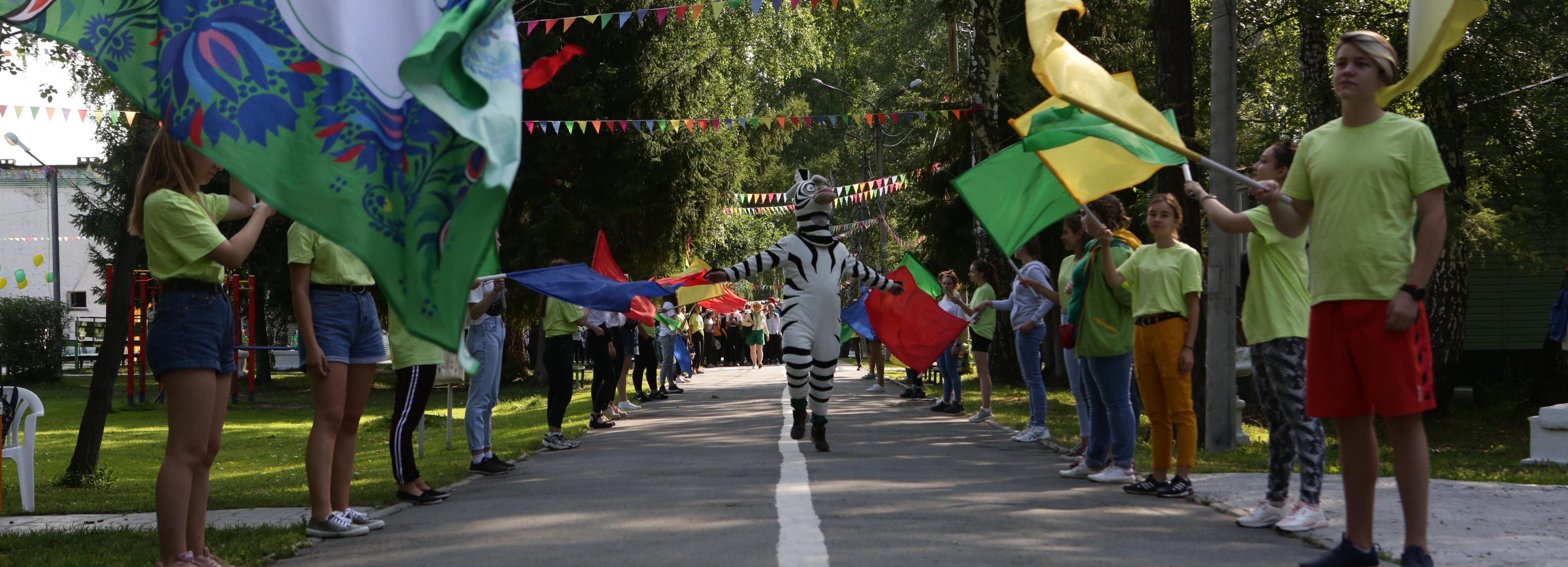 Больше 77 тысяч детей отдохнули в лагерях Новосибирской области