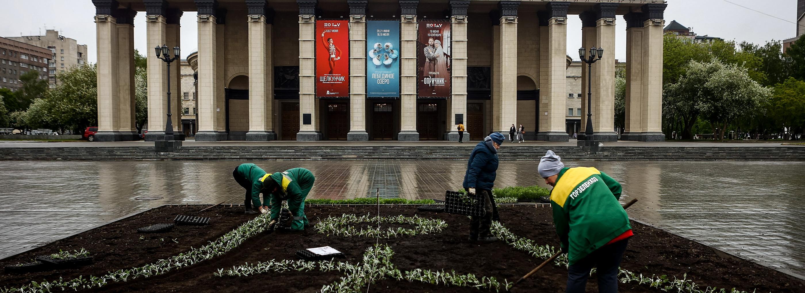 Если вы пропустили: ордынская роспись, новый космонавт и дюжина манулят
