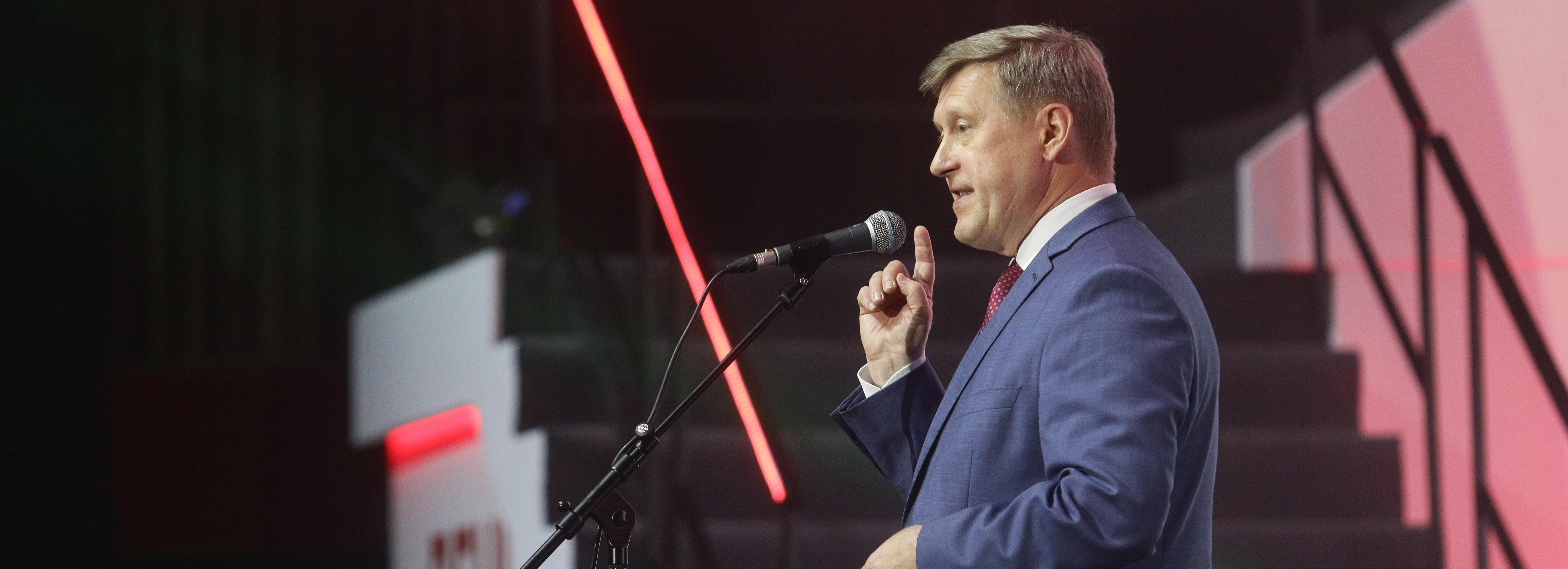 Мэр Локоть поздравляет новосибирцев с Днём работника культуры