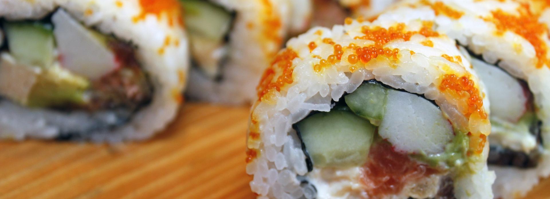 В Новосибирской области закрыли суши-бар после отравления 48 клиентов