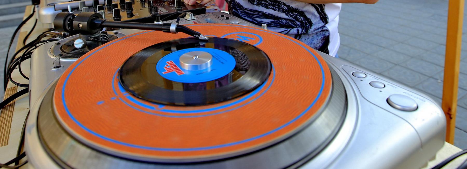 Первый в мире пишущий песни онлайн-сервис создали в Академгородке