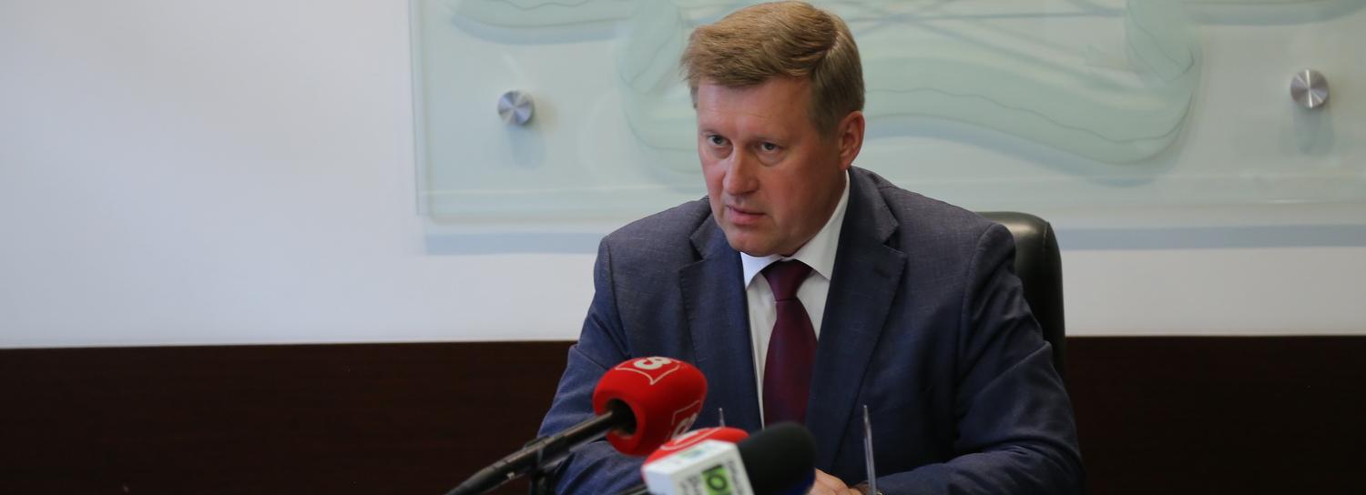 Мэр Локоть заявил о необходимости сохранить побратимство с Харьковом