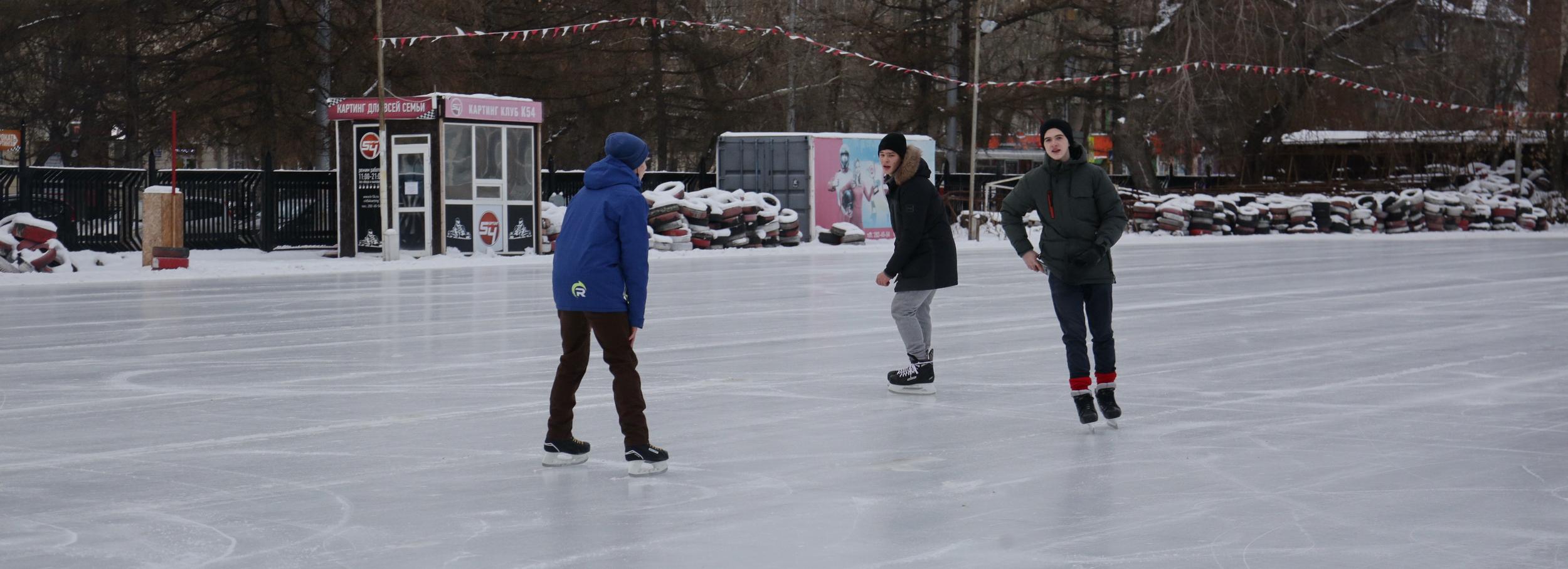 Каток с бесплатным интернетом открывают на стадионе «Спартак»