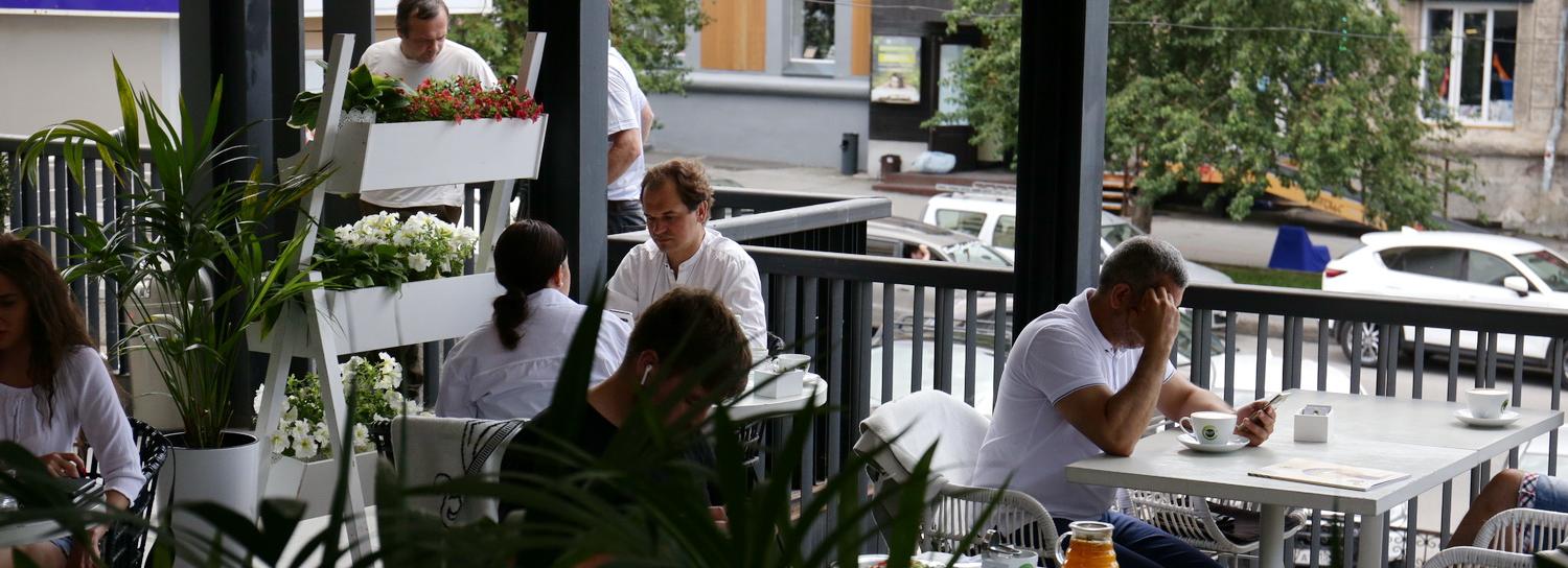 Роспотребнадзор проверил 200 летних веранд в Новосибирске