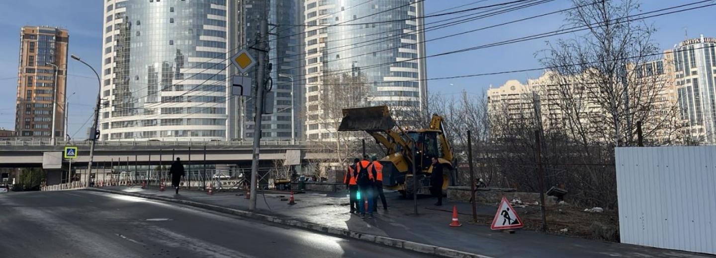 Сквер в память о Юрии Бугакове начали благоустраивать возле заксобрания