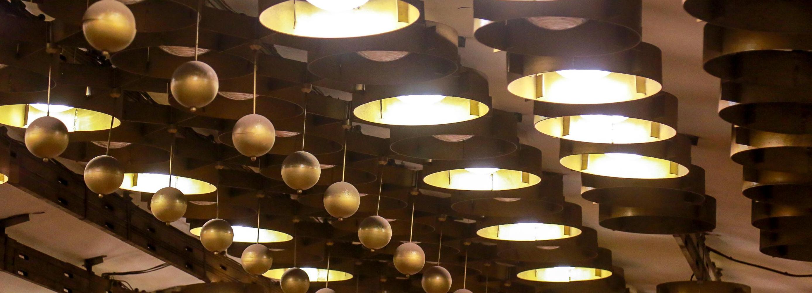 Космос и 200 шаров под землёй: станции «Гагаринская» и «Заельцовская»