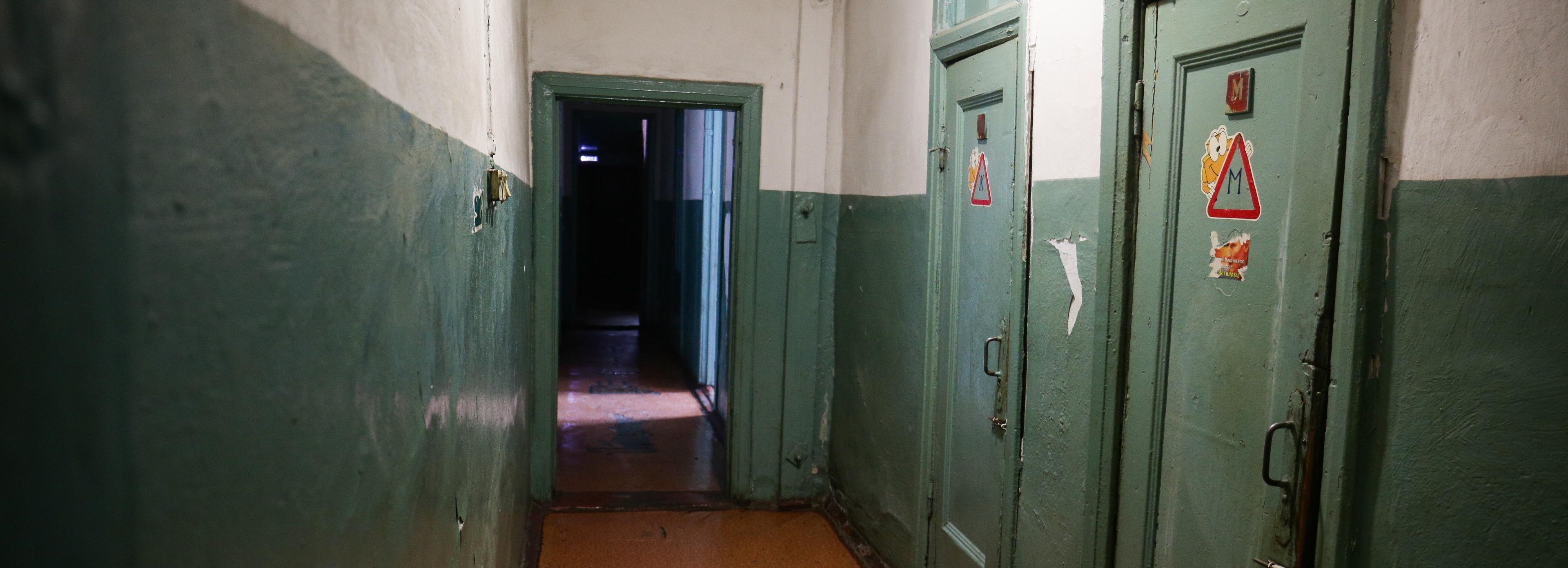 Для бараков на Костычева и Марата ввели режим повышенной готовности