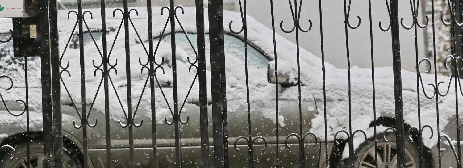 Новосибирцев просят отложить дальние поездки из-за снежной бури