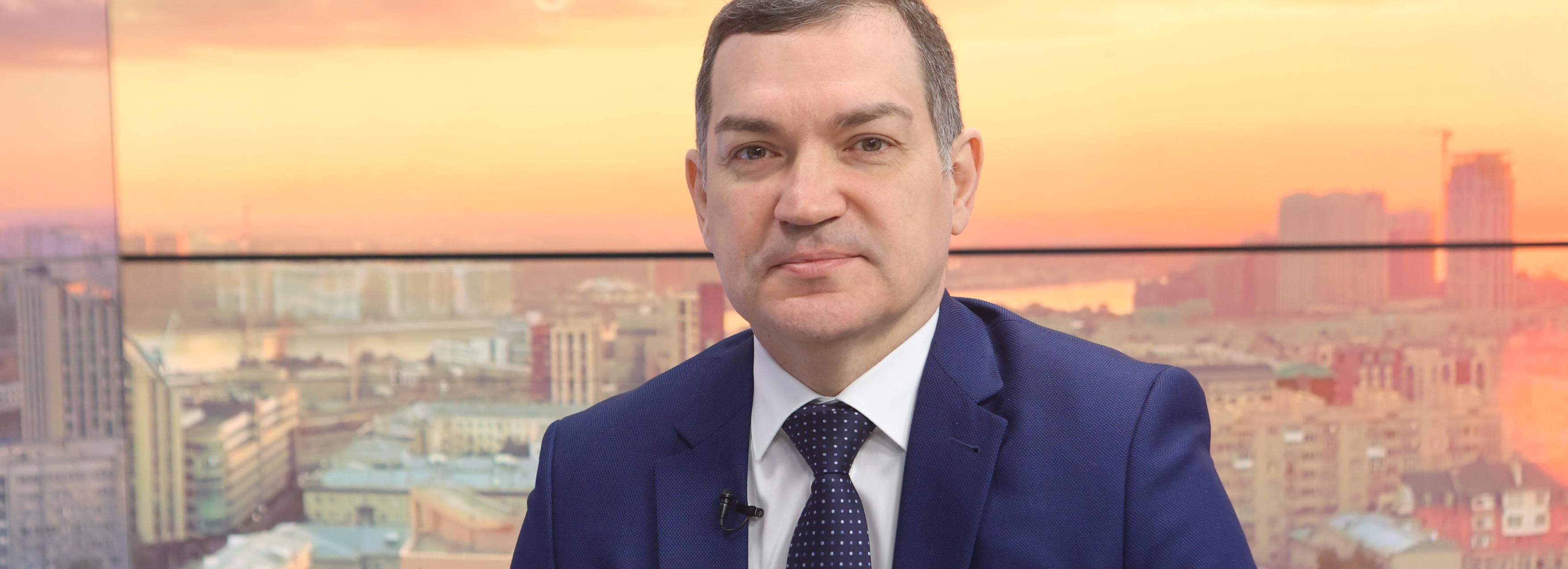 «Желаю вам безаварийной работы»: мэр Кудрявцев поздравляет энергетиков