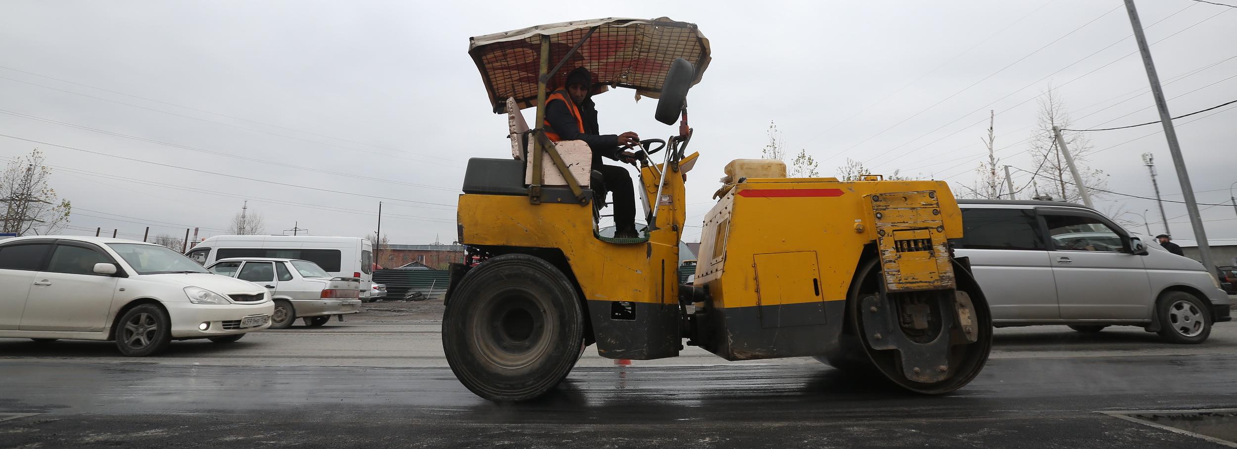 Текущий ремонт: дорожники выйдут на Коминтерна, Взлётную и Блюхера