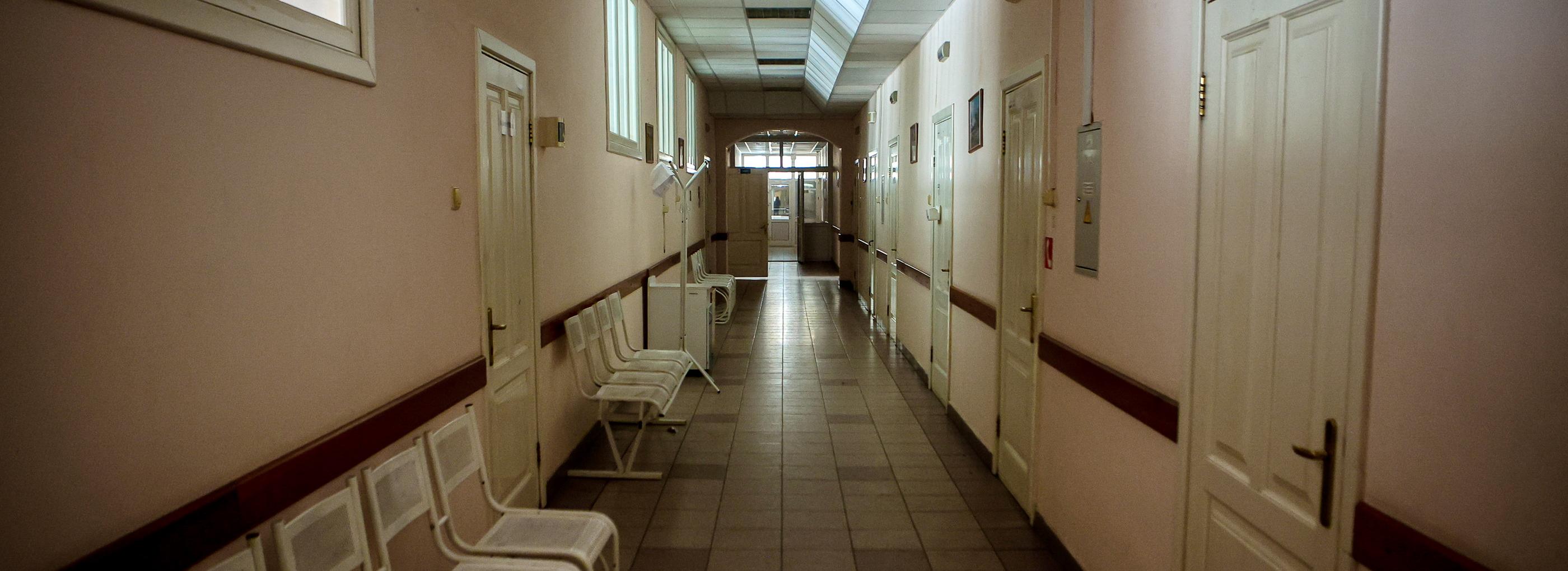 Детский реабилитационный центр под Новосибирском построили наполовину