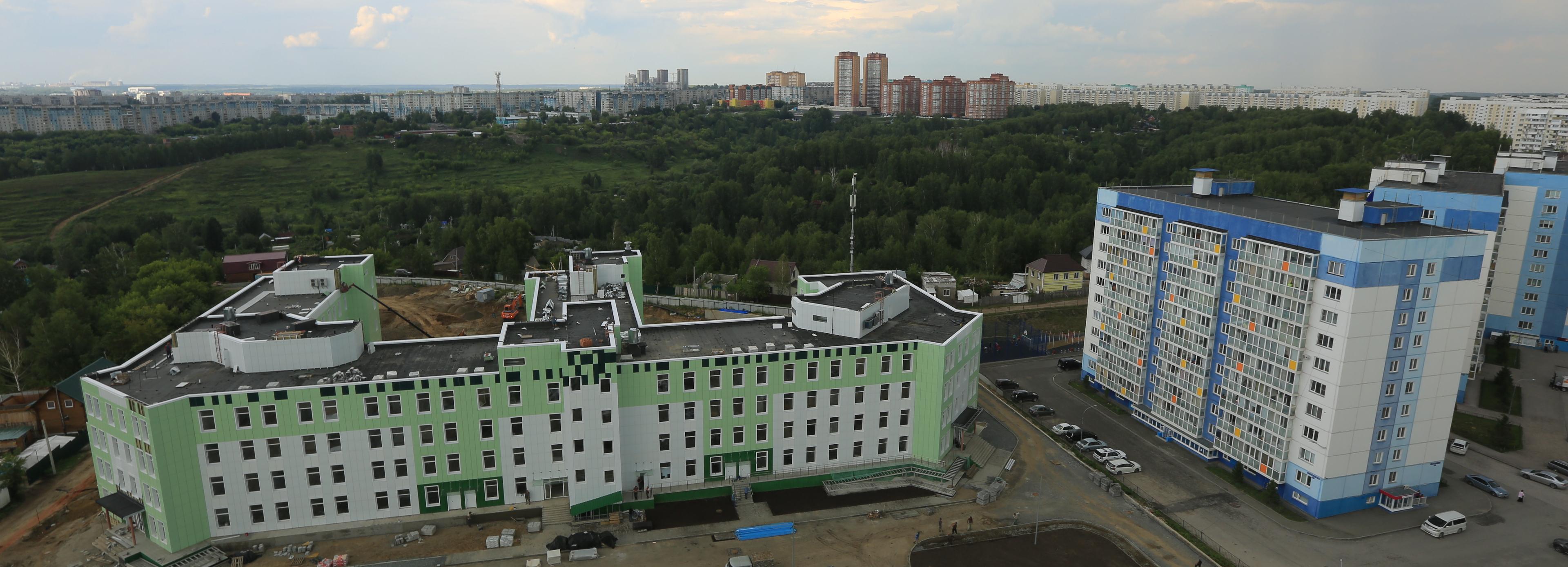 Мэр Локоть поздравляет строителей с праздником