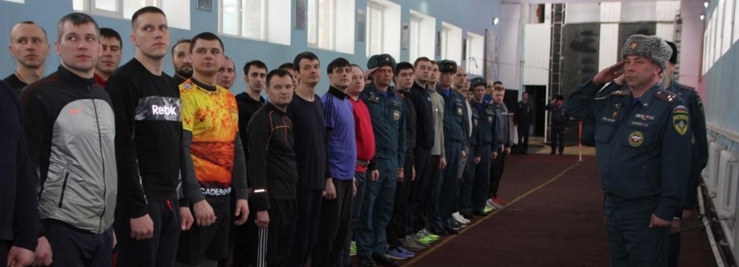 Новосибирские пожарные взяли штурмом башню на профессиональном чемпионате