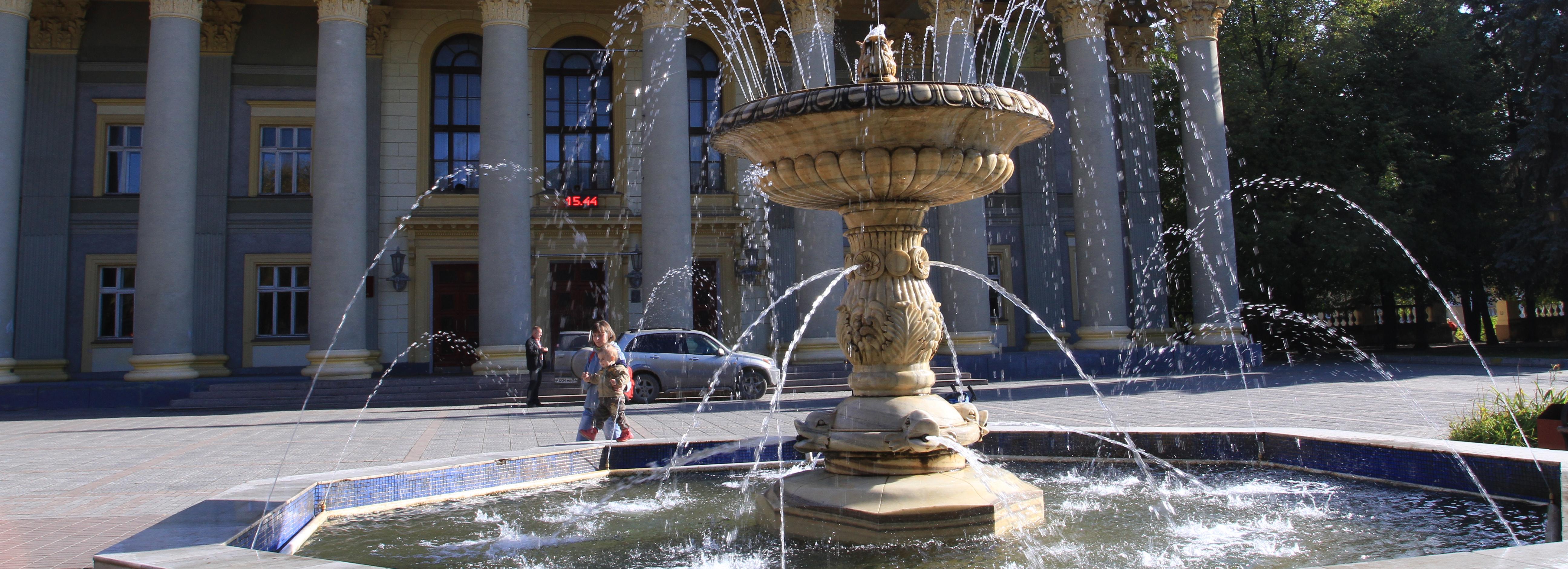 Миллион потратят на ремонт фонтана у ДК Горького в Новосибирске