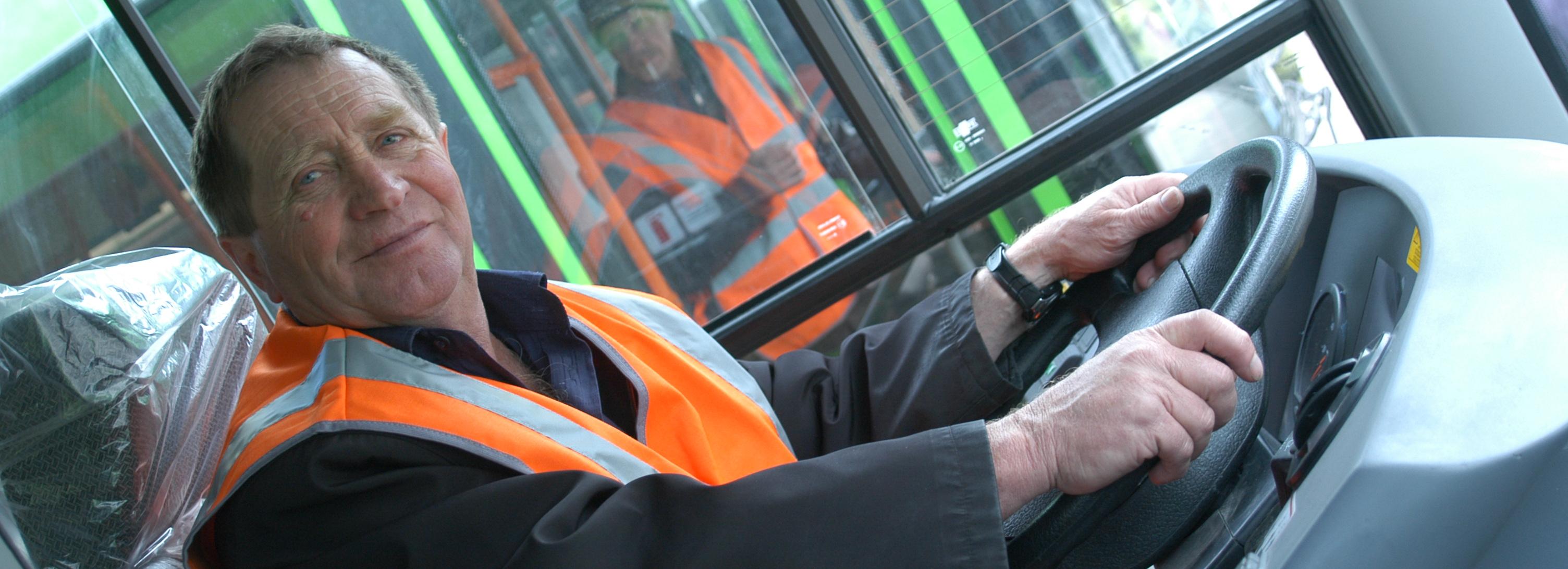 Пять маршрутов общественного транспорта изменили в Новосибирске