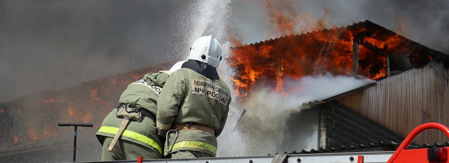 Ночной пожар в Новосибирске унёс две жизни и лишил крова три семьи