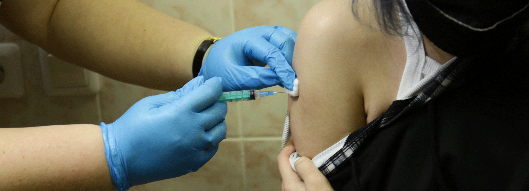 Новосибирский минздрав опроверг дефицит вакцин от кори и коклюша