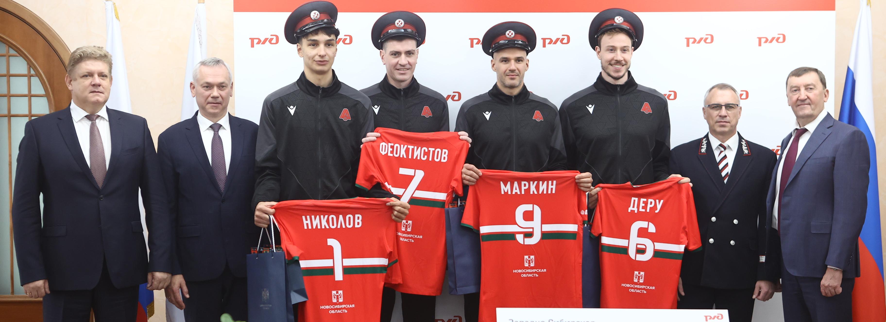 Громких побед пожелал мэр Кудрявцев волейболистам «Локомотива»