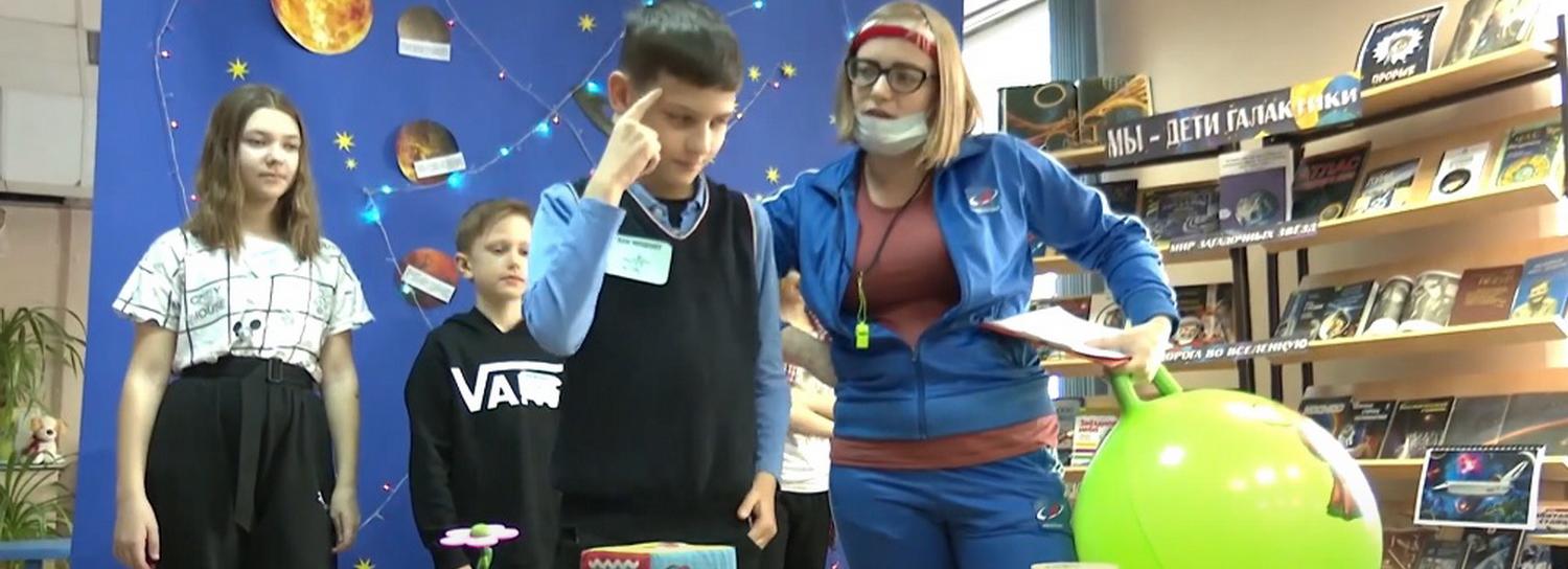 Костюм с трубками и еду космонавта показывают в новосибирском музее