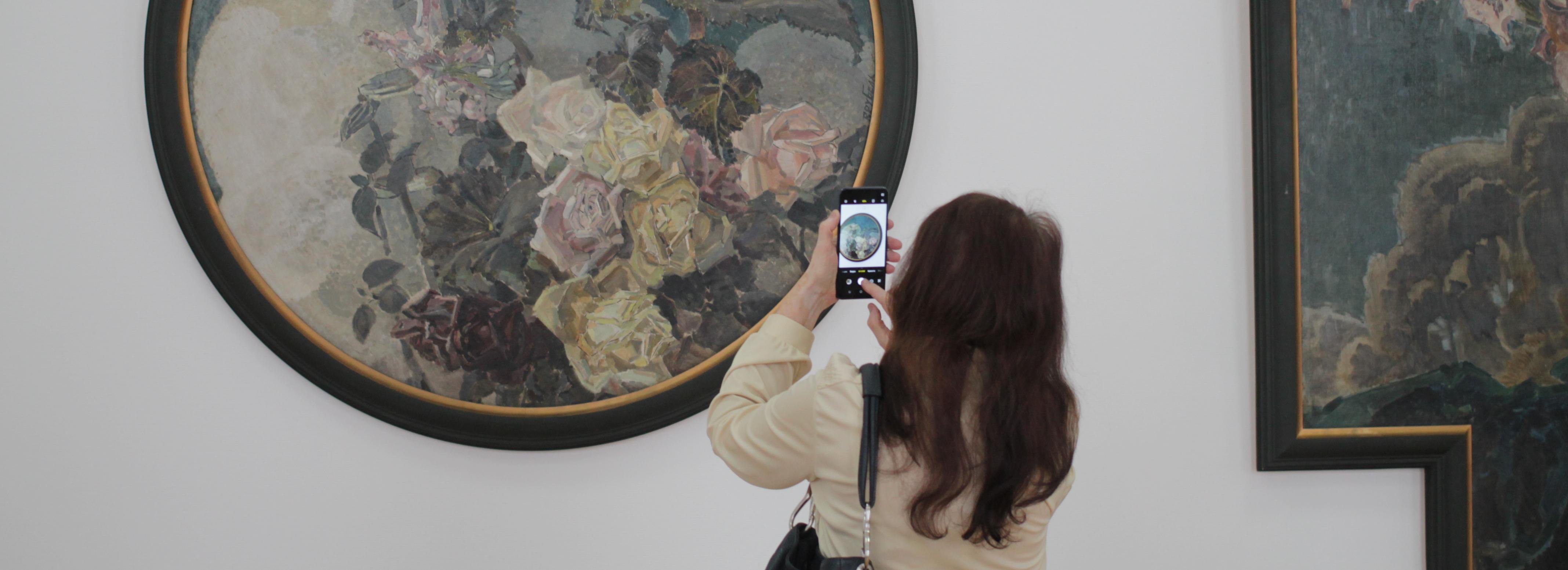 Шедевры Врубеля и Айвазовского привезли в Новосибирск из Омска