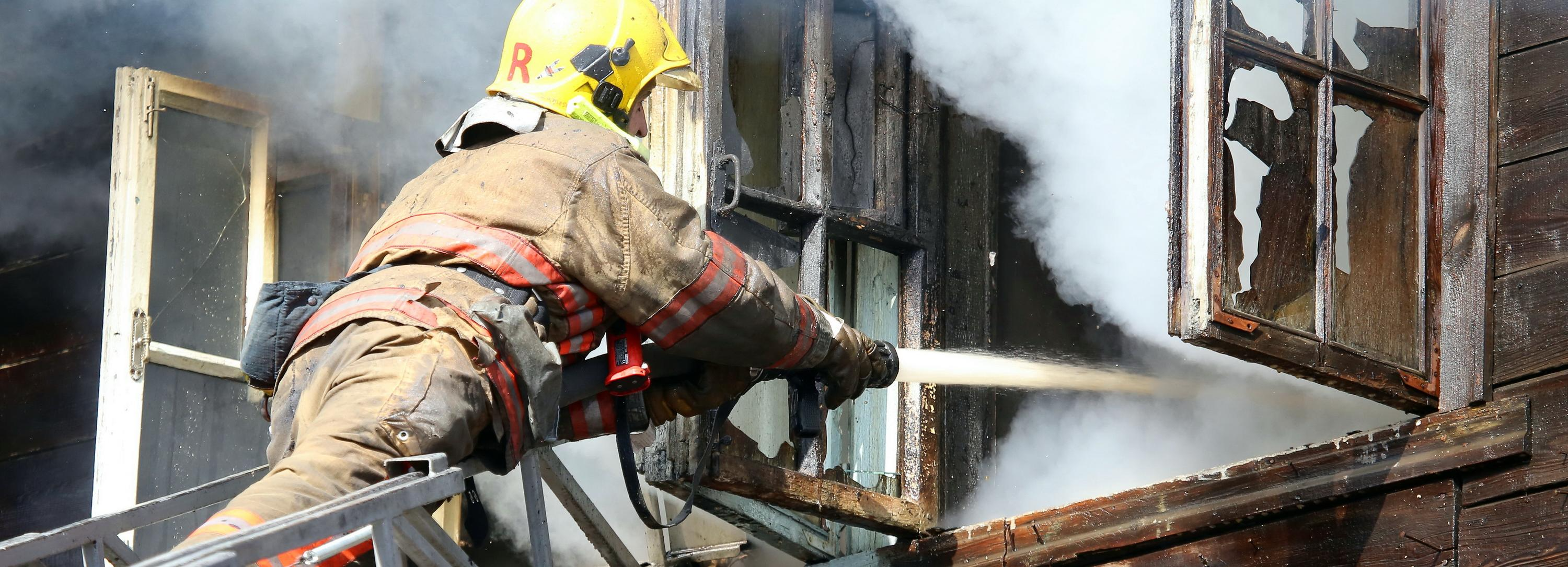 Новосибирцы гибнут на пожарах из-за печей — как предотвратить трагедию