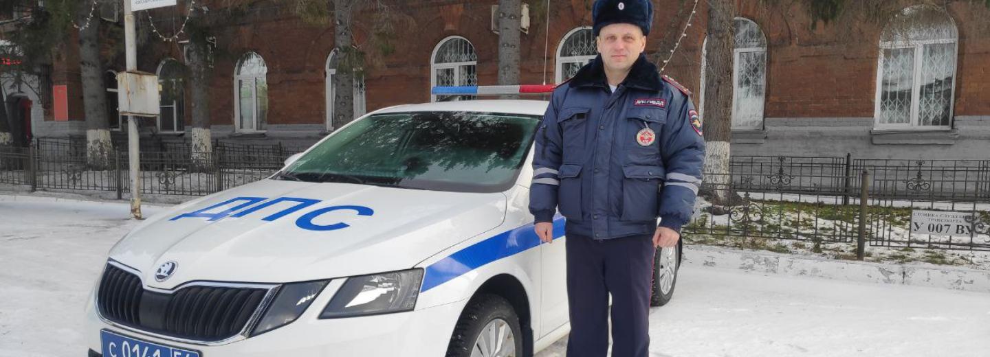 ДПС помогла машине с ребёнком прорваться до больницы по вечерним пробкам