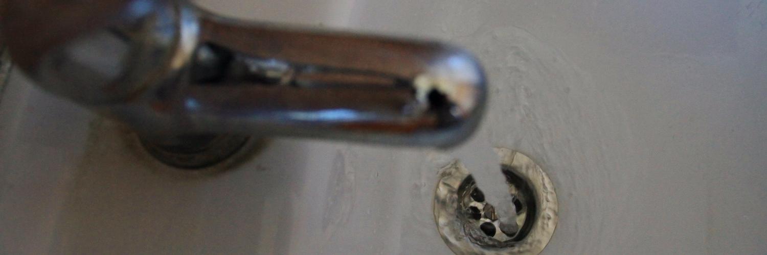 Куда жаловаться на грязную воду из крана