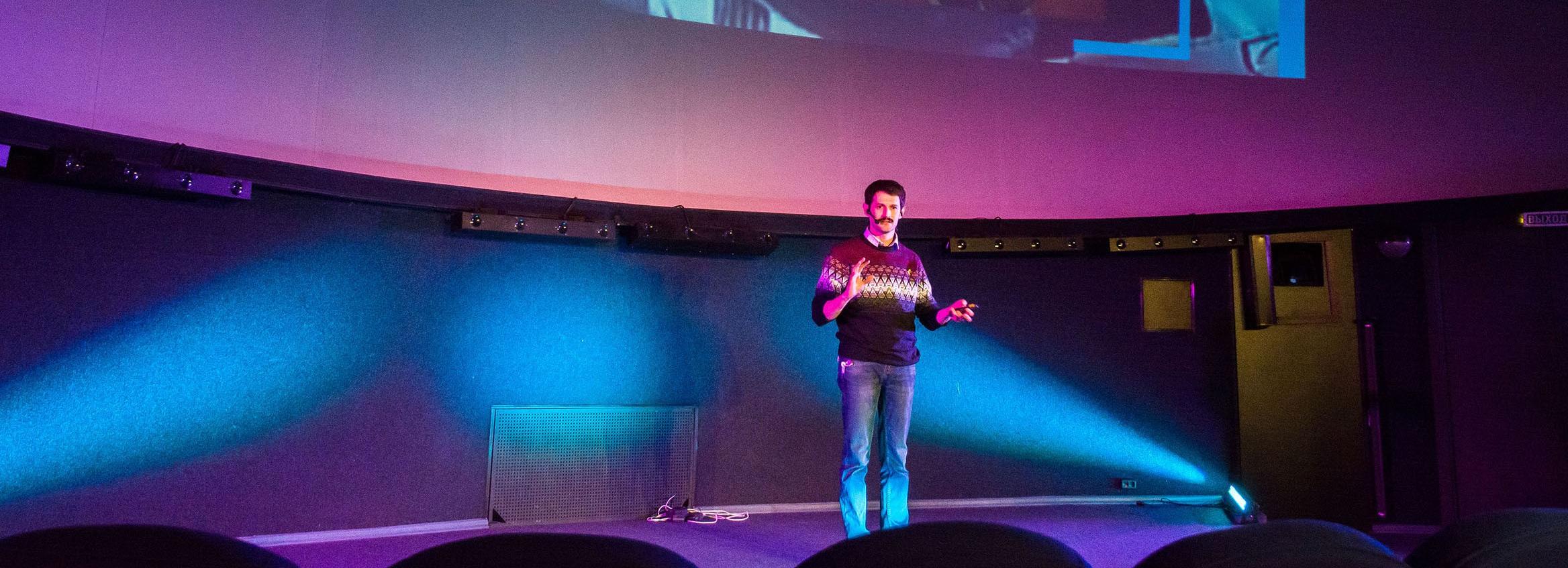 Новосибирцев зовут на городской фестиваль науки и искусства «Космофест»