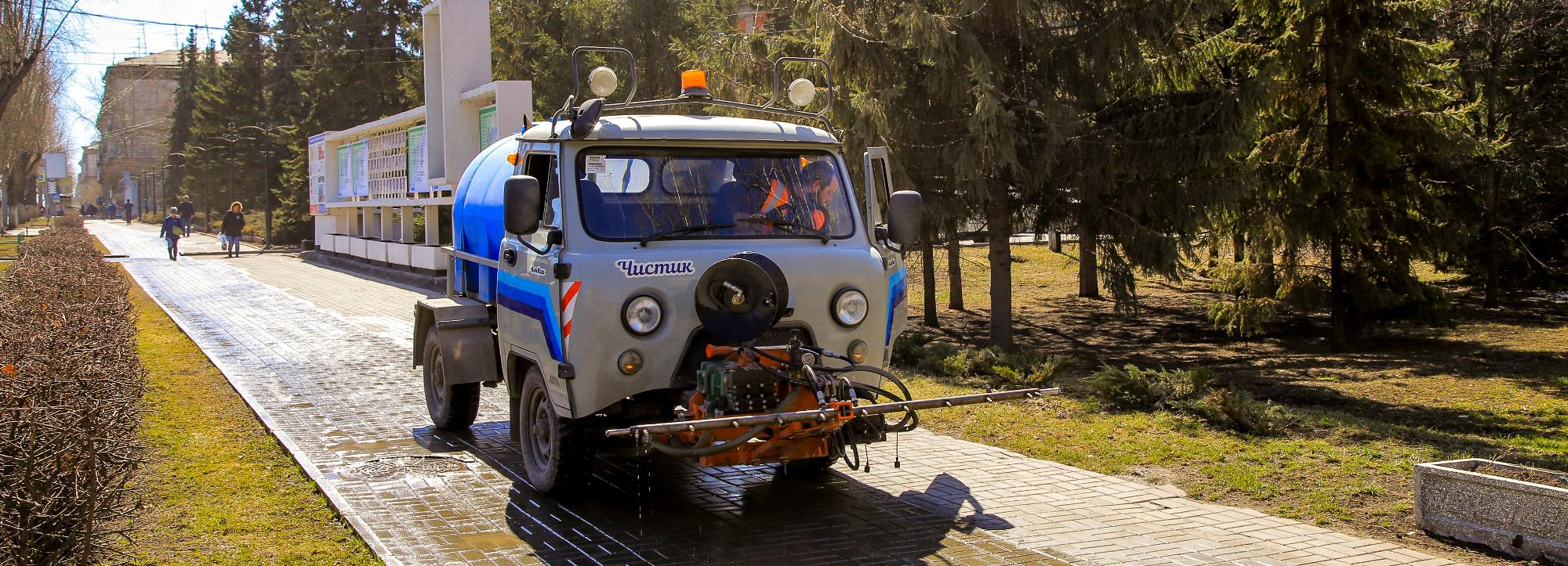 Убрать зимнюю грязь с улиц Новосибирска планируют к 9 мая
