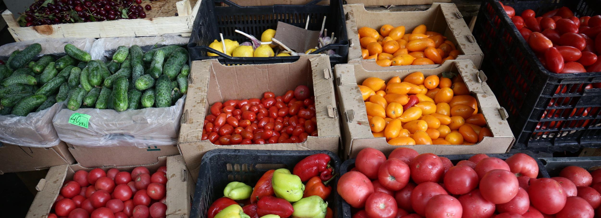 Сотрудники мэрии изъяли 603 кг овощей у «Али-Бабы» на Хилокской