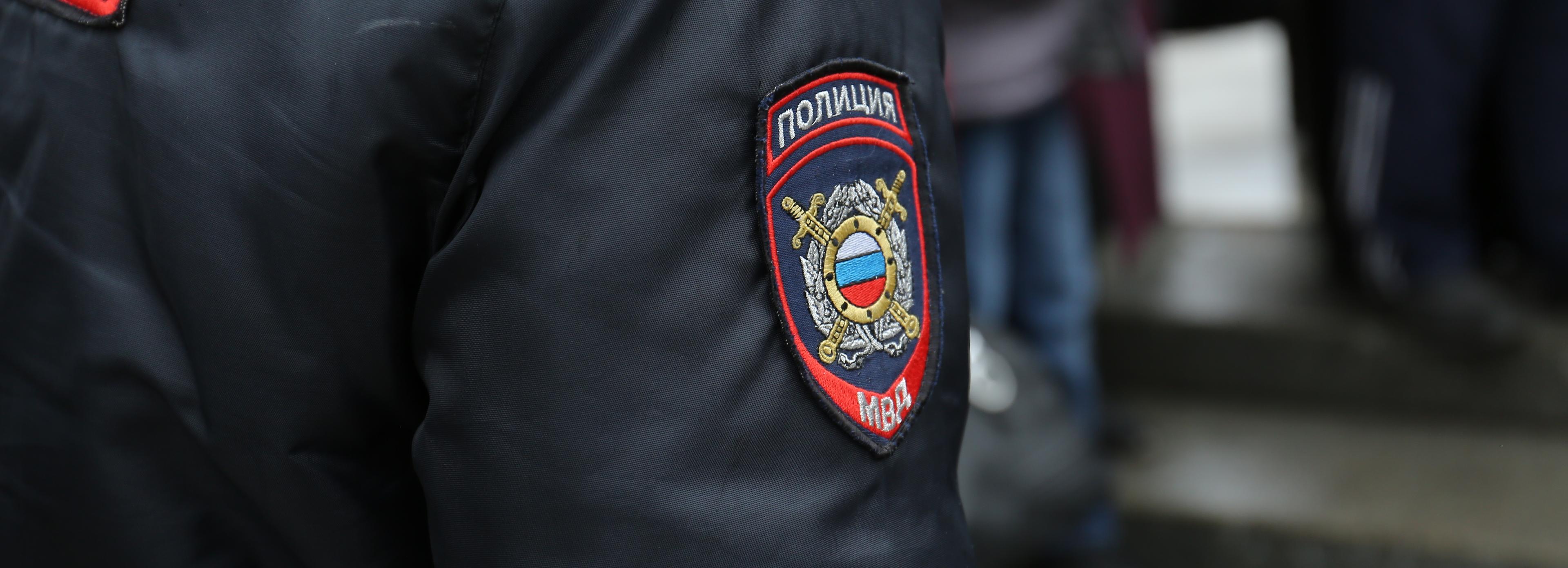 Новосибирца поймали на попытке взлома банкомата Сбербанка кувалдой