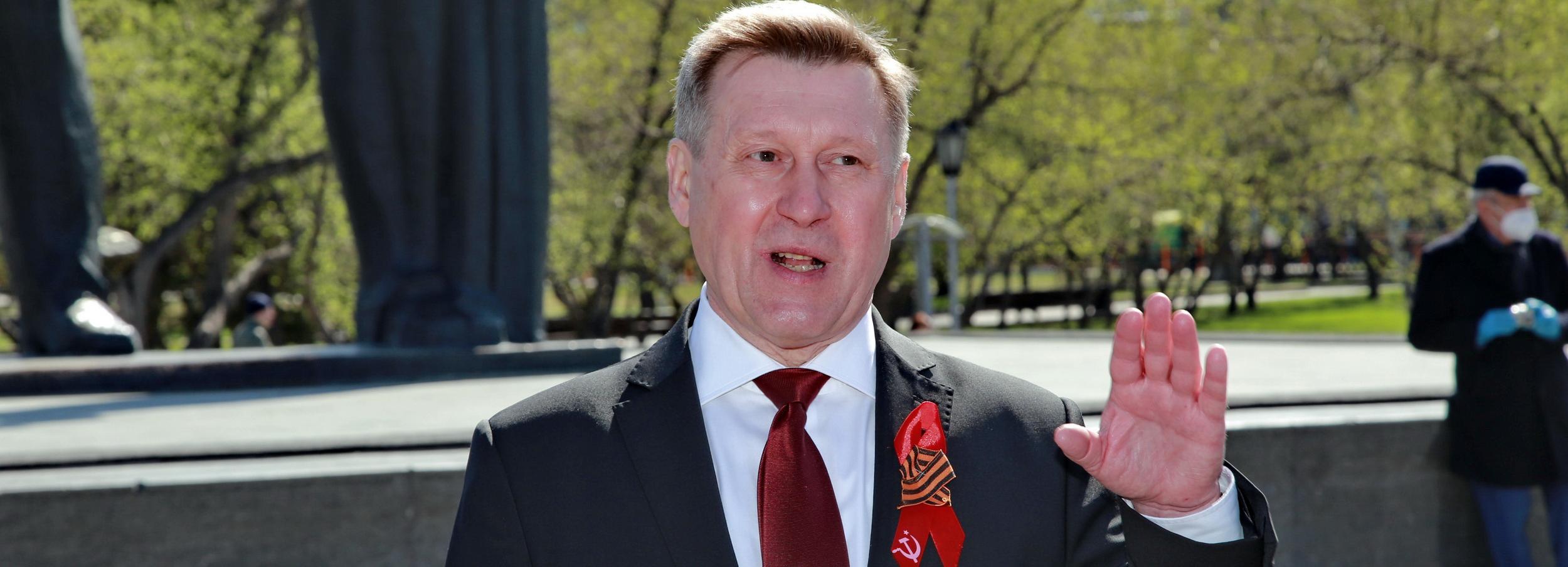 Мэр Анатолий Локоть поздравляет новосибирцев с Днём Победы