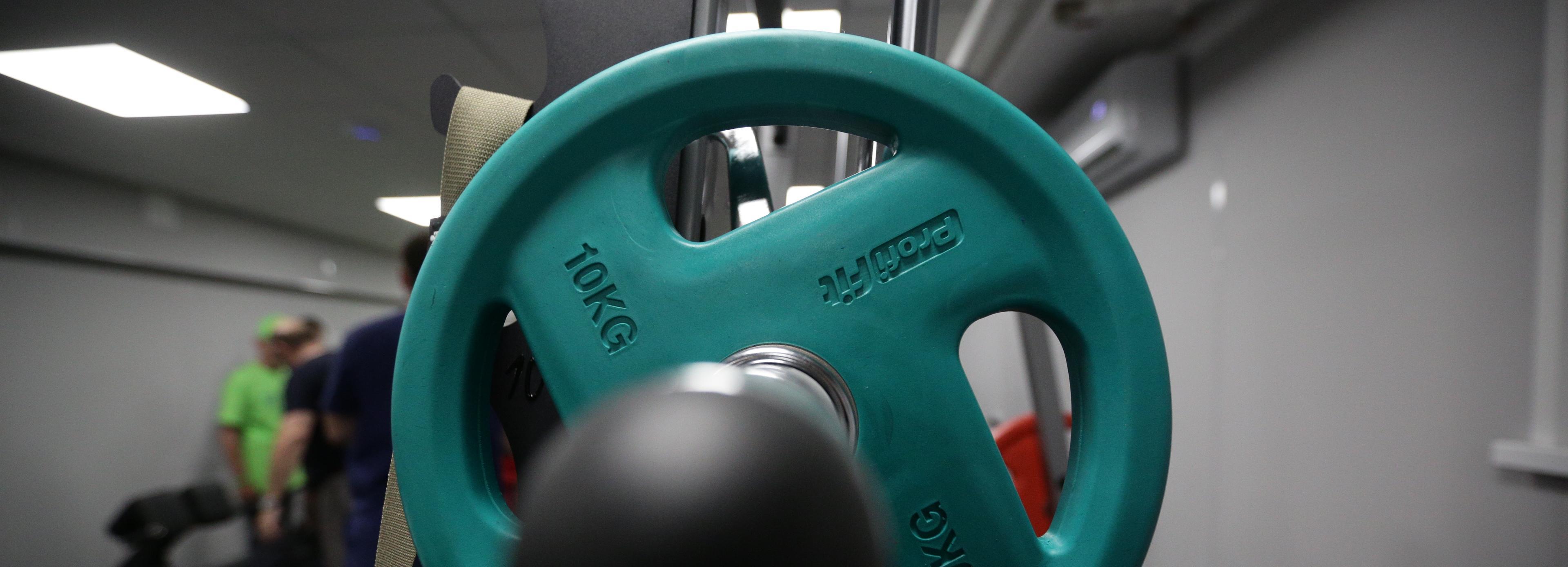 Alex Fitness оштрафовали на 100 тысяч за рекламную рассылку