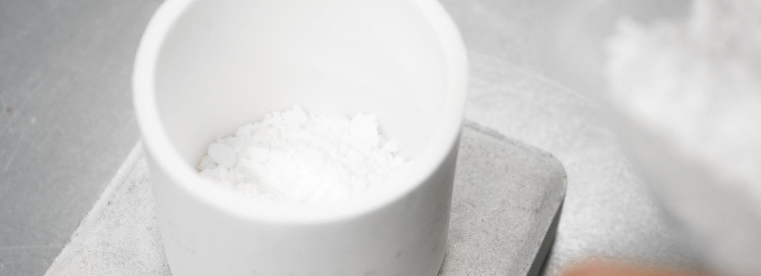 Керамический порошок для создания эндопротезов разработали учёные НГТУ