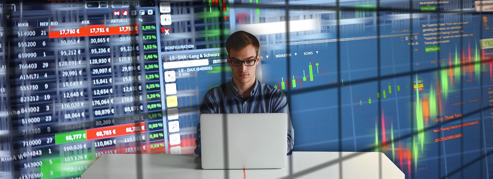 Работа в Новосибирске: актуарий, фудрайнер и андеррайтер