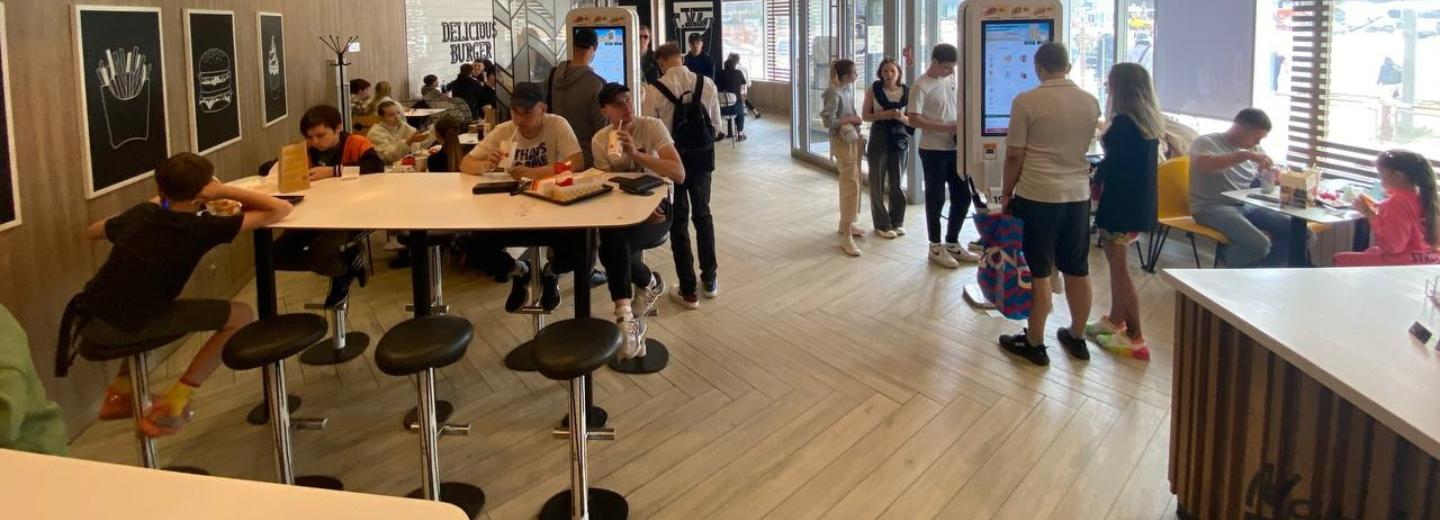 Рестораны McDonald’s сменили название на «Вкусно и точка»