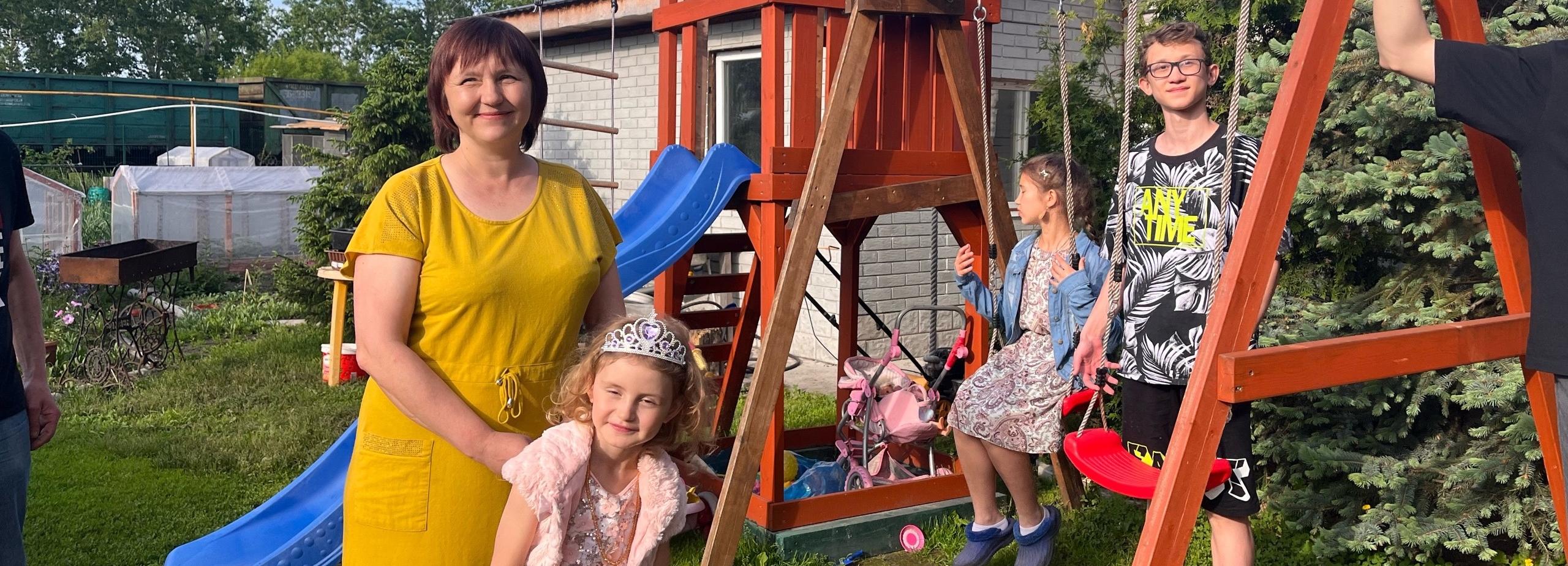 Год семьи: каждый ребёнок — как вселенная в руках