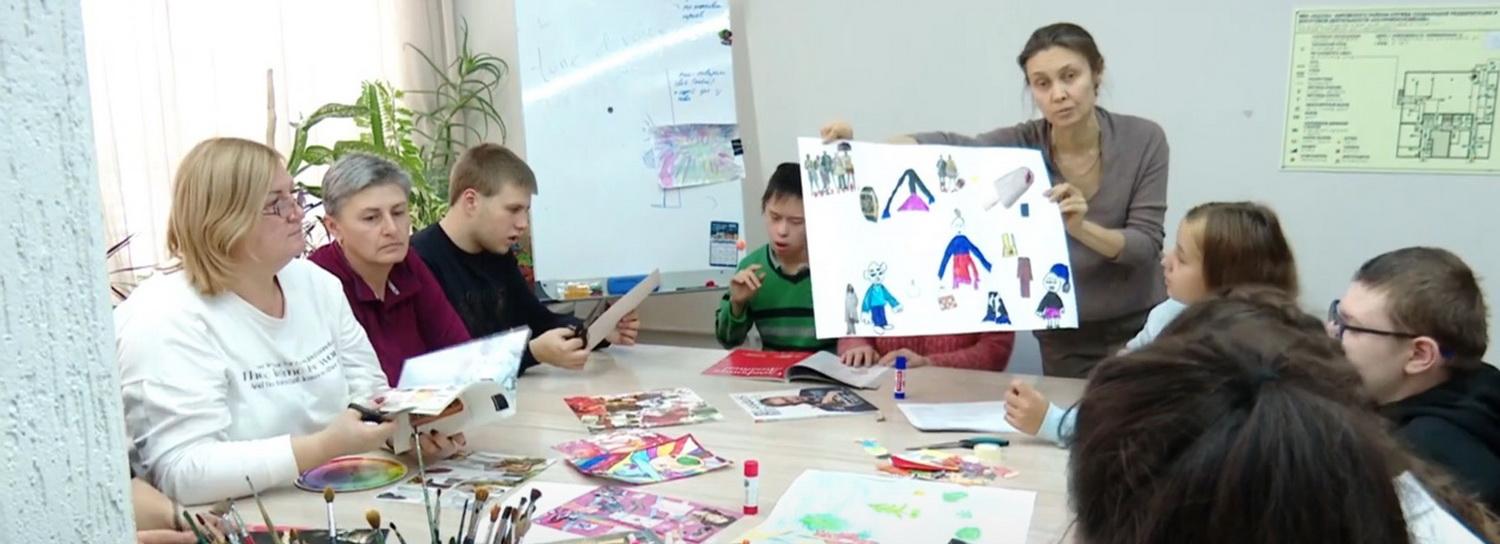 Детей с ОВЗ учат позировать перед камерой и создавать мультфильмы